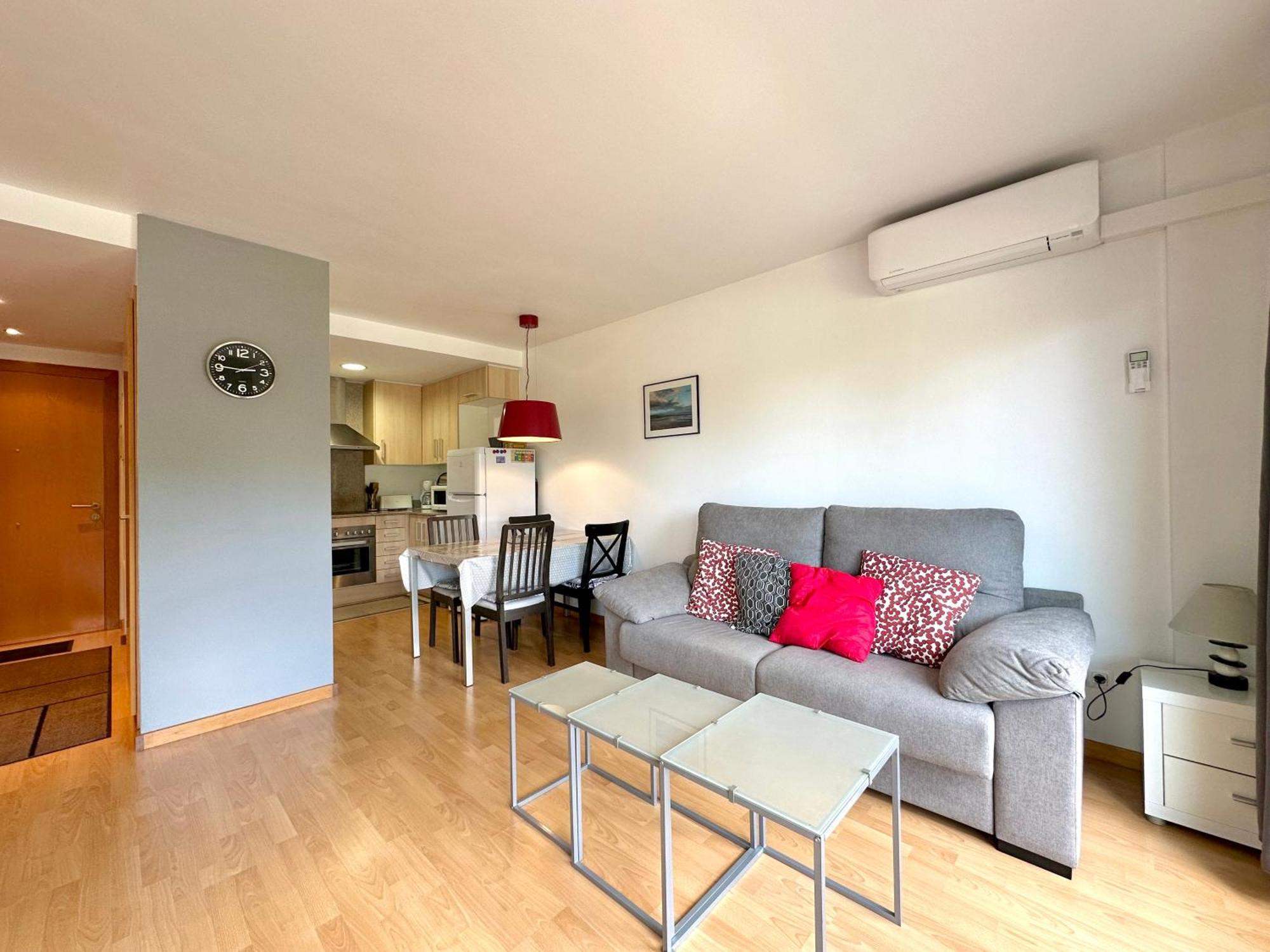 V017 - Porto Marina Appartement Roses